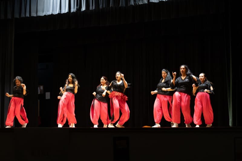 Dance with Rise gallery photo 4