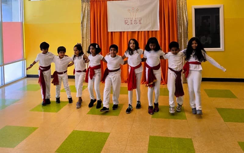 Dance with Rise gallery photo 10